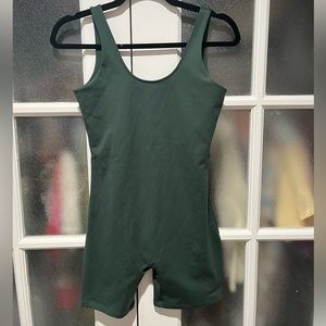 Girlfriend Collective- bike unitard - M